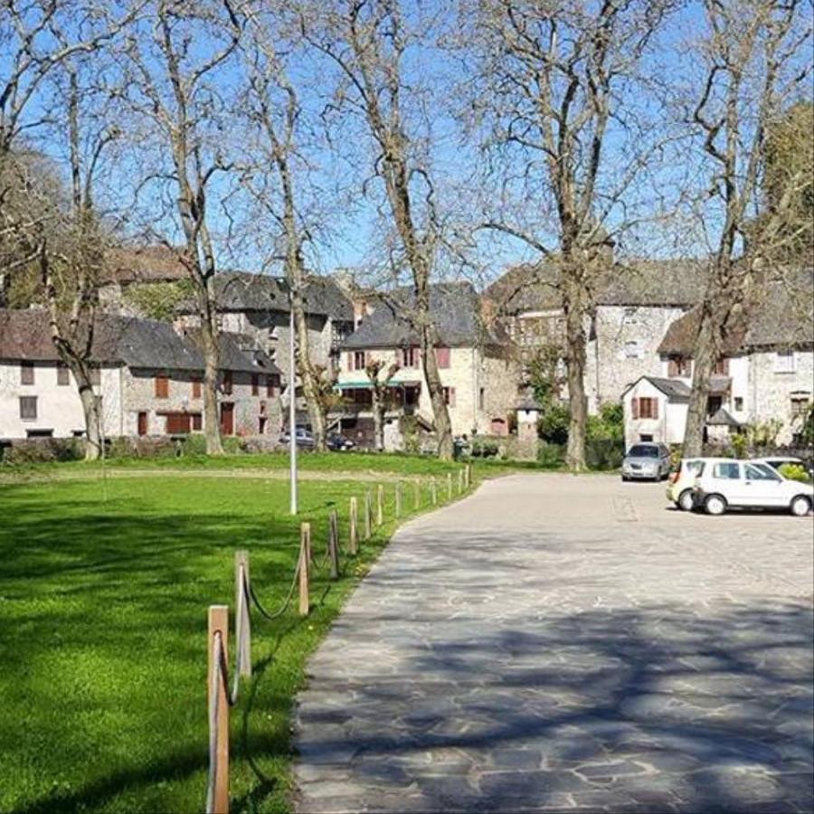 Auberge Henri IV Segur-le-Chateau Ngoại thất bức ảnh